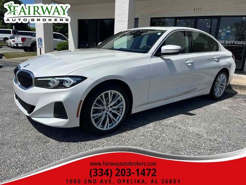 Used 2024 BMW 330i Sedan RWD image 2
