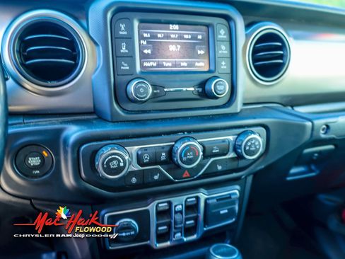 Used 2020 Jeep Gladiator Sport w/ Quick Order Package 24S image 19