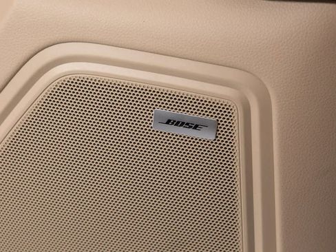 Certified 2026 Porsche Macan image 26