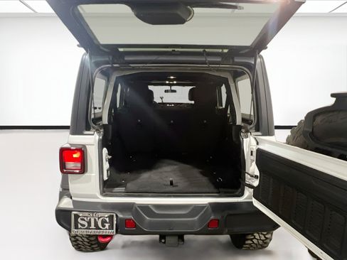 Used 2020 Jeep Wrangler Unlimited Rubicon AWD/4WD image 18