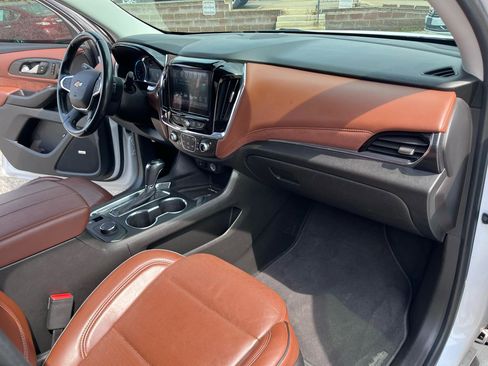 Used 2018 Chevrolet Traverse High Country AWD/4WD image 22