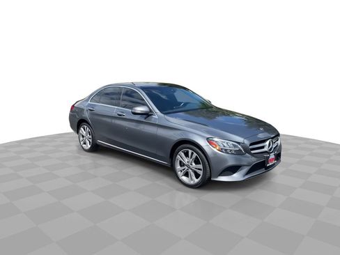 Used 2019 Mercedes-Benz C 300 4MATIC Sedan image 2