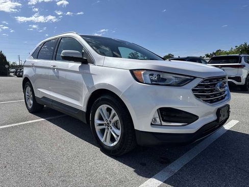 Used 2019 Ford Edge SEL w/ Equipment Group 201A FWD image 8