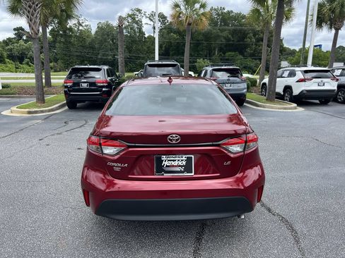 Used 2024 Toyota Corolla LE FWD image 9