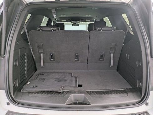 Used 2023 GMC Yukon SLT image 11