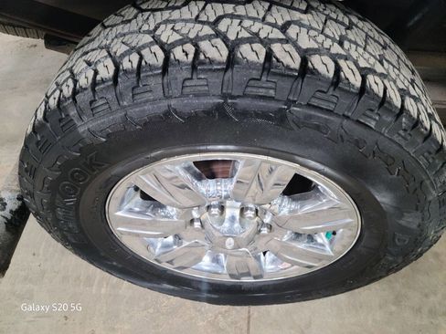 Used 2010 Ford F150 XLT image 12