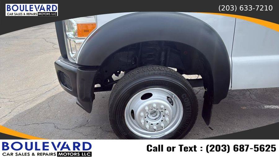Used 2015 Ford F550 4x4 Regular Cab Super Duty image 10