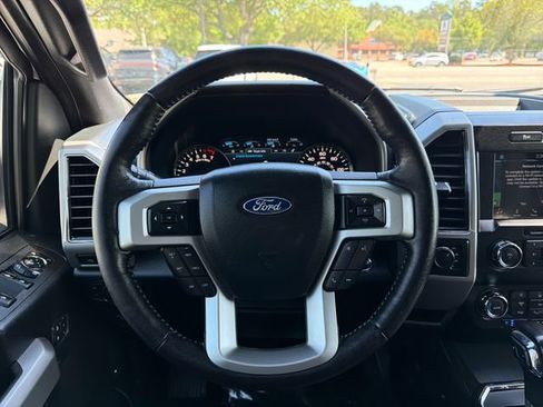 Used 2019 Ford F150 Lariat AWD/4WD image 17