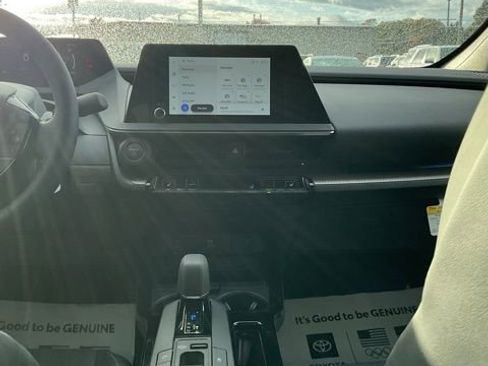 New 2026 Toyota Prius XLE image 12