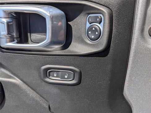 Used 2020 Jeep Wrangler Unlimited Sport S image 16