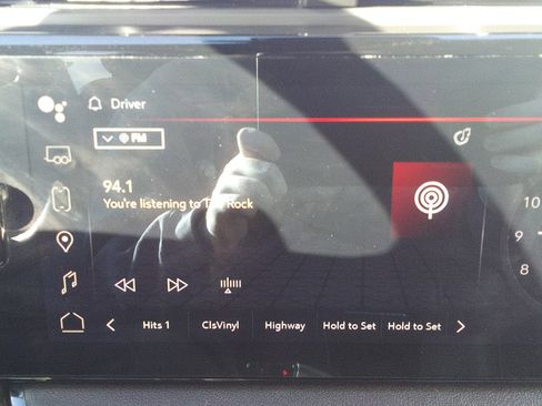 Used 2023 GMC Sierra 1500 AT4 w/ AT4 Preferred Package image 24