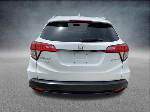Used 2021 Honda HR-V Sport image 8