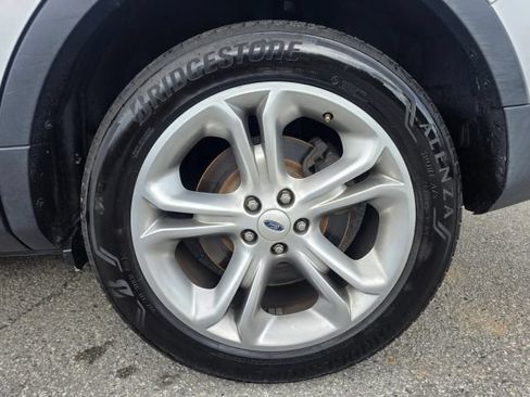 Used 2015 Ford Explorer Limited FWD image 10
