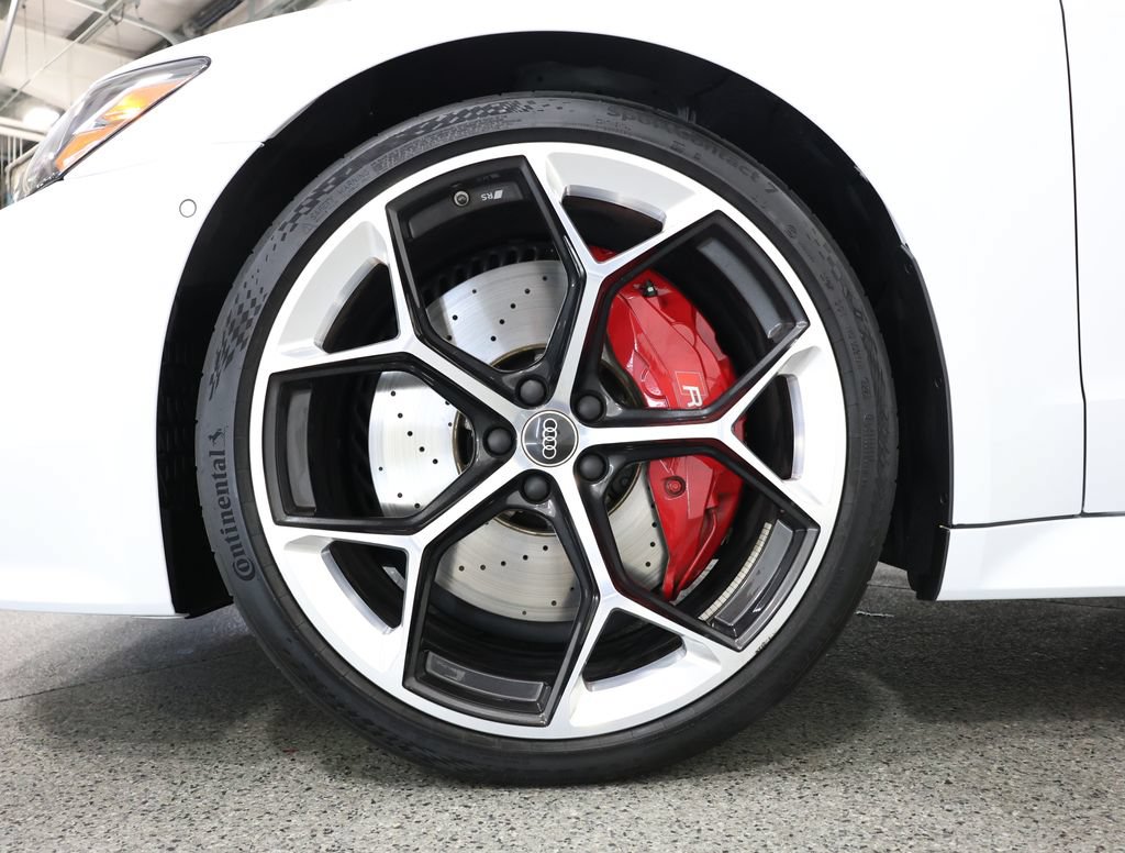Used 2025 Audi RS 7 Performance w/ Black Optic Package AWD/4WD image 5