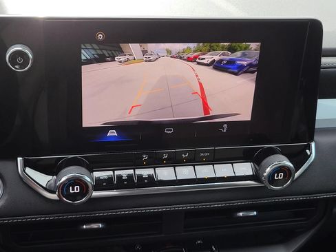 Used 2023 Chevrolet Colorado LT w/ LT Convenience Package RWD image 22