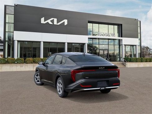 New 2025 Kia K4 LXS image 5