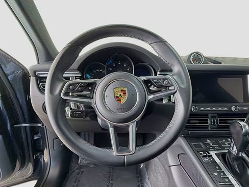 Used 2021 Porsche Macan AWD/4WD image 11