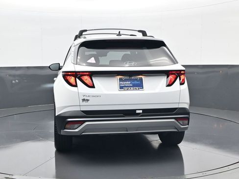 Certified 2025 Hyundai Tucson SEL FWD image 6