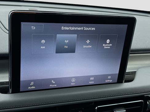 Used 2020 Lincoln Aviator Reserve image 11