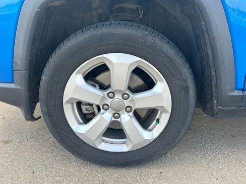 Used 2020 Jeep Compass Latitude image 12