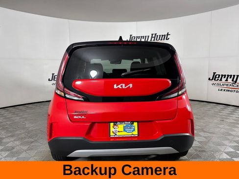 Used 2025 Kia Soul LX w/ LX Technology Package FWD image 7