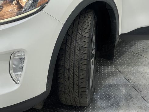 Used 2022 Ford Escape SEL w/ Technology Package image 36