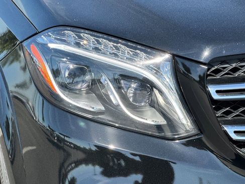 Used 2019 Mercedes-Benz GLS 550 4MATIC w/ Driver Assistance Package image 10