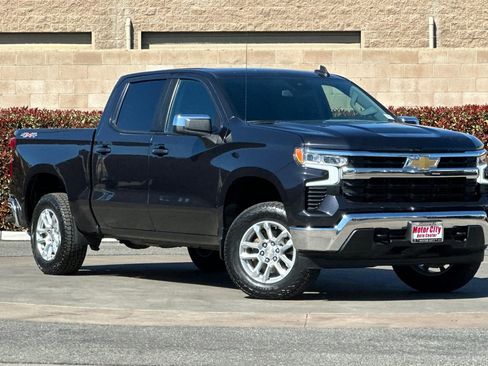 Certified 2023 Chevrolet Silverado 1500 LT image 2