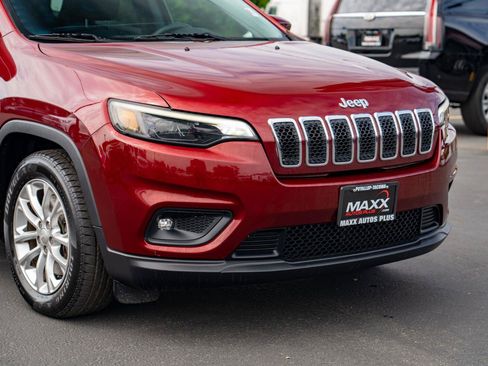 Used 2019 Jeep Cherokee Latitude w/ Popular Appearance Group FWD image 7