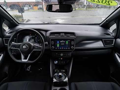 Used 2022 Nissan Leaf SV Plus image 9