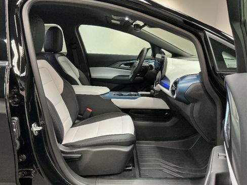 New 2026 Chevrolet Equinox EV LT AWD/4WD image 38