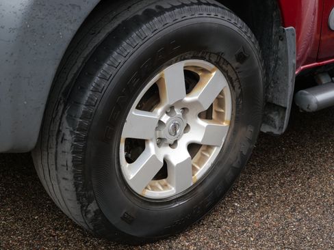 Used 2008 Nissan Xterra Off-Road AWD/4WD image 4