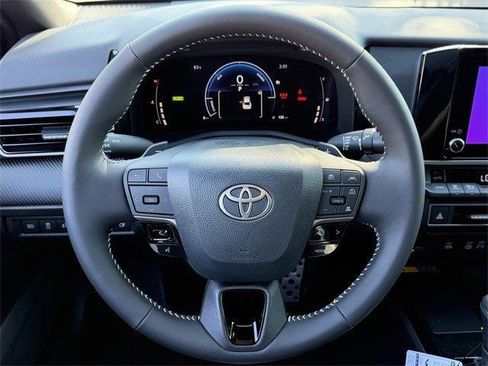 New 2026 Toyota Camry SE image 13