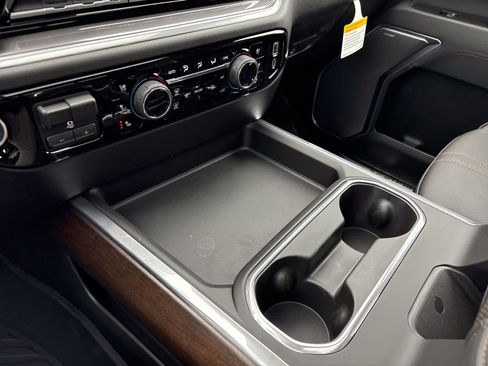 New 2026 Chevrolet Silverado 2500 High Country w/ High Country Premium Package AWD/4WD image 37