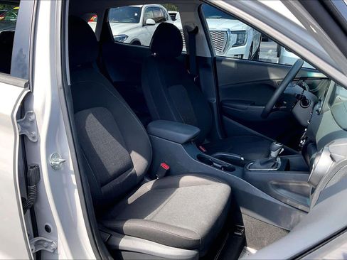 Used 2023 Hyundai Kona SEL FWD image 8
