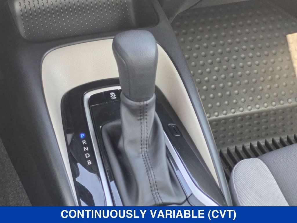Used 2024 Toyota Corolla LE FWD image 26