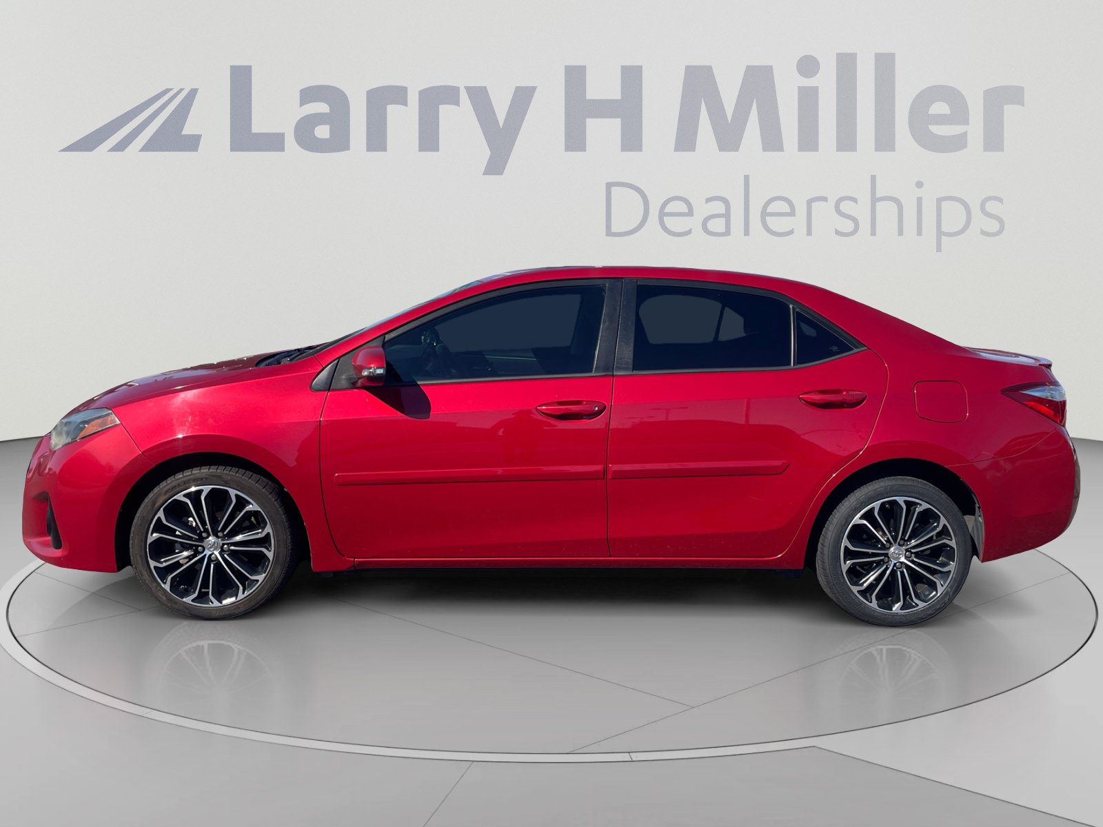 Used 2014 Toyota Corolla S FWD image 2