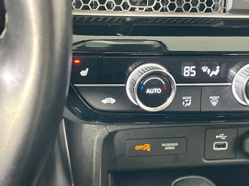 Used 2022 Honda Civic EX image 19