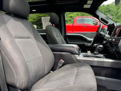 Used 2019 Ford F150 XLT w/ Equipment Group 302A Luxury AWD/4WD image 16