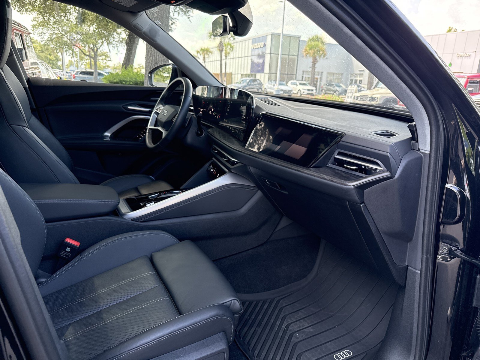 Used 2025 Audi Q5 Prestige w/ 20" Wheel Package AWD/4WD image 49