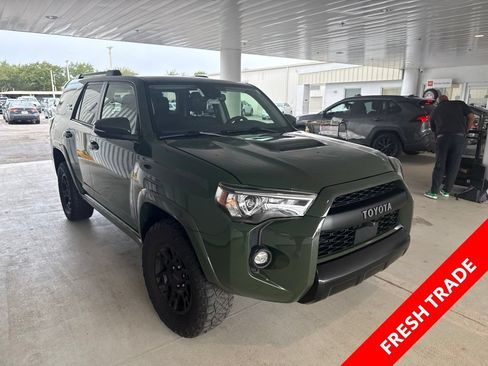 Used 2022 Toyota 4Runner TRD Sport w/ Technology Package AWD/4WD image 3