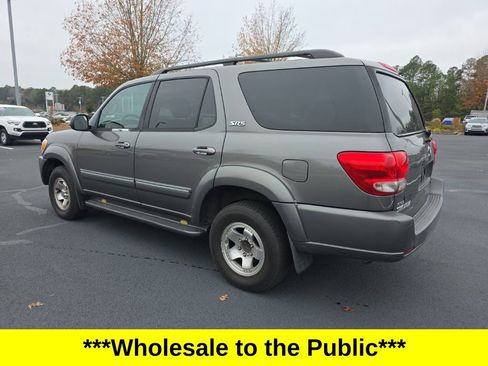 Used 2005 Toyota Sequoia SR5 image 4