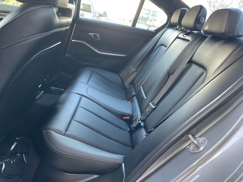 Used 2025 BMW 330i Sedan image 7