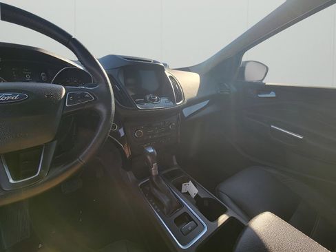 Used 2017 Ford Escape Titanium image 17