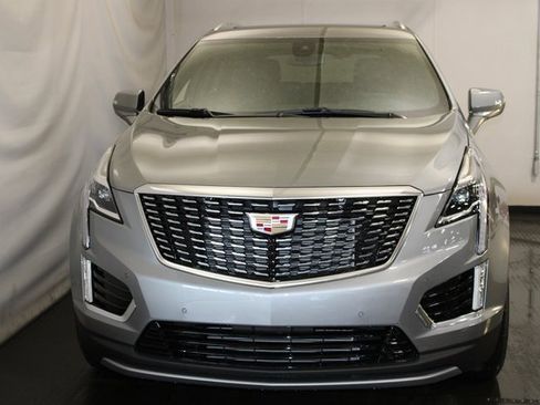 New 2025 Cadillac XT5 Premium Luxury image 3