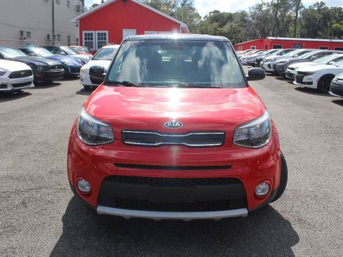 Used 2019 Kia Soul + FWD image 8