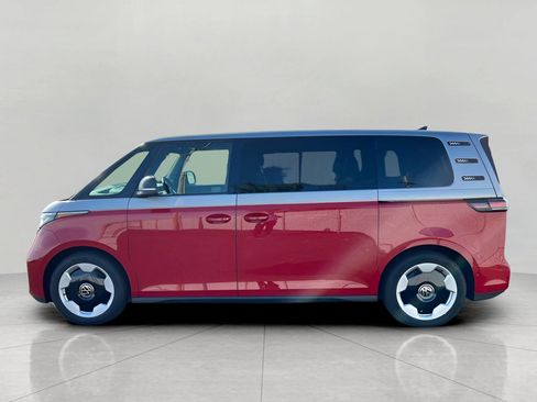 New 2025 Volkswagen ID. Buzz Pro S Plus AWD/4WD image 4
