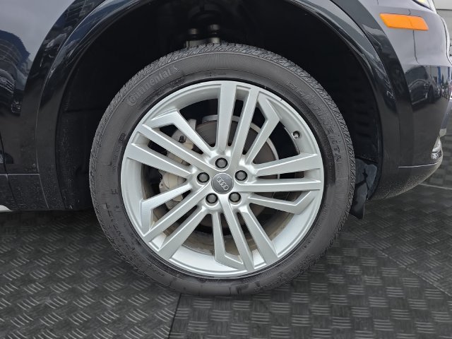 Used 2018 Audi Q5 Prestige w/ Prestige Package AWD/4WD image 40