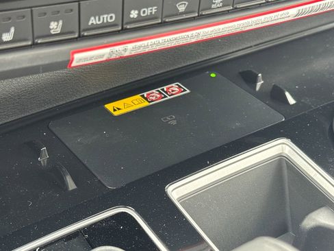 New 2026 Toyota Sienna Platinum image 26