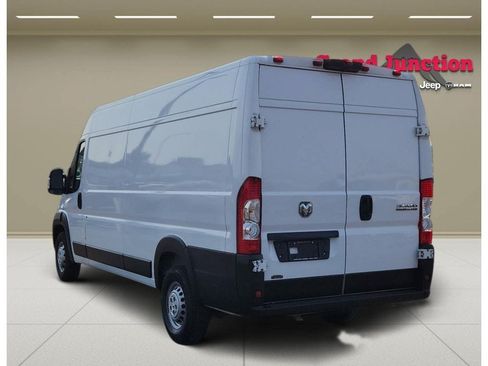 Used 2025 RAM ProMaster 3500 w/ Convenience Group FWD image 4